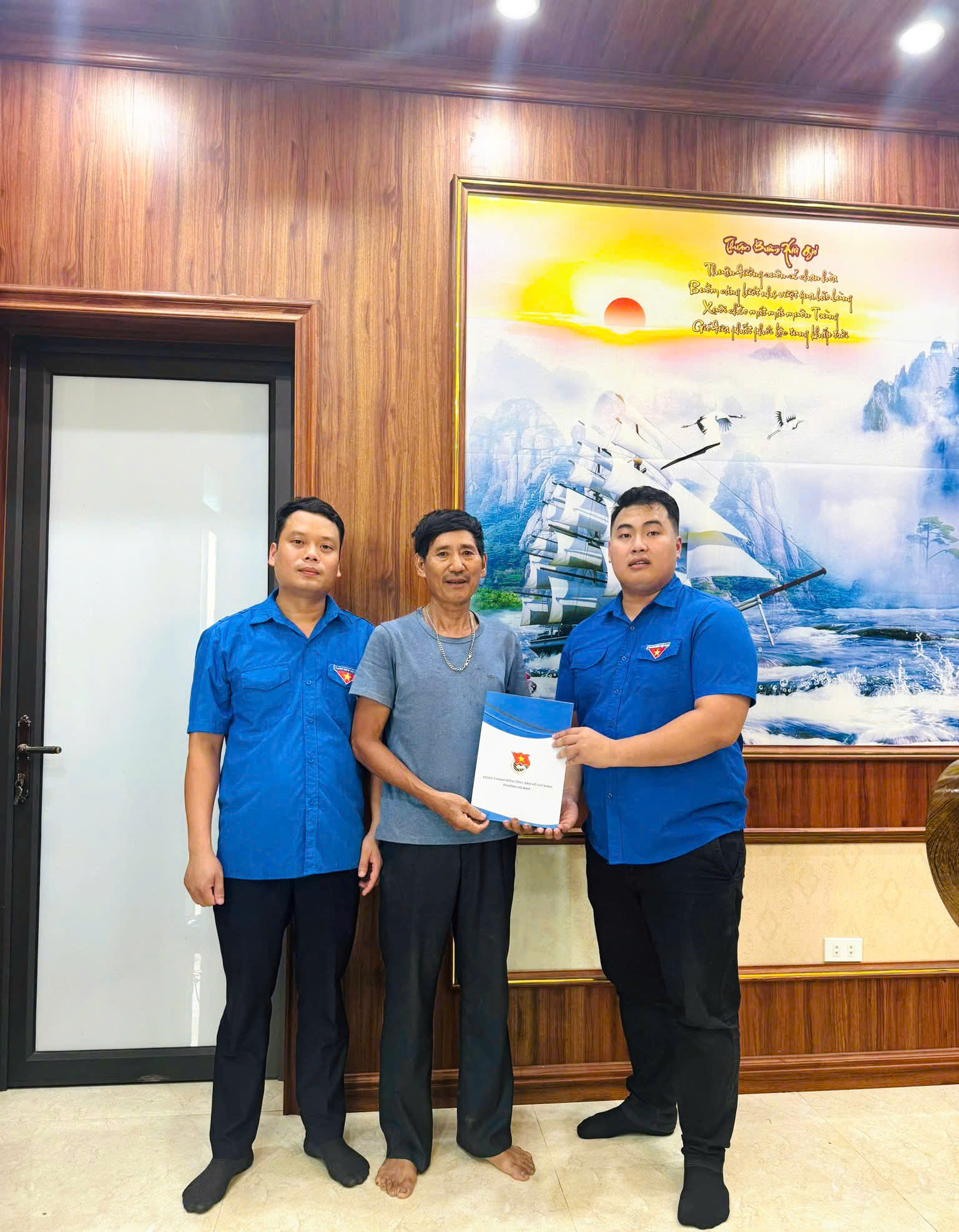 TRI ÂN CÁC CỰU THANH NIÊN XUNG PHONG – NHỮNG NGƯỜI ANH HÙNG THẦM LẶNG