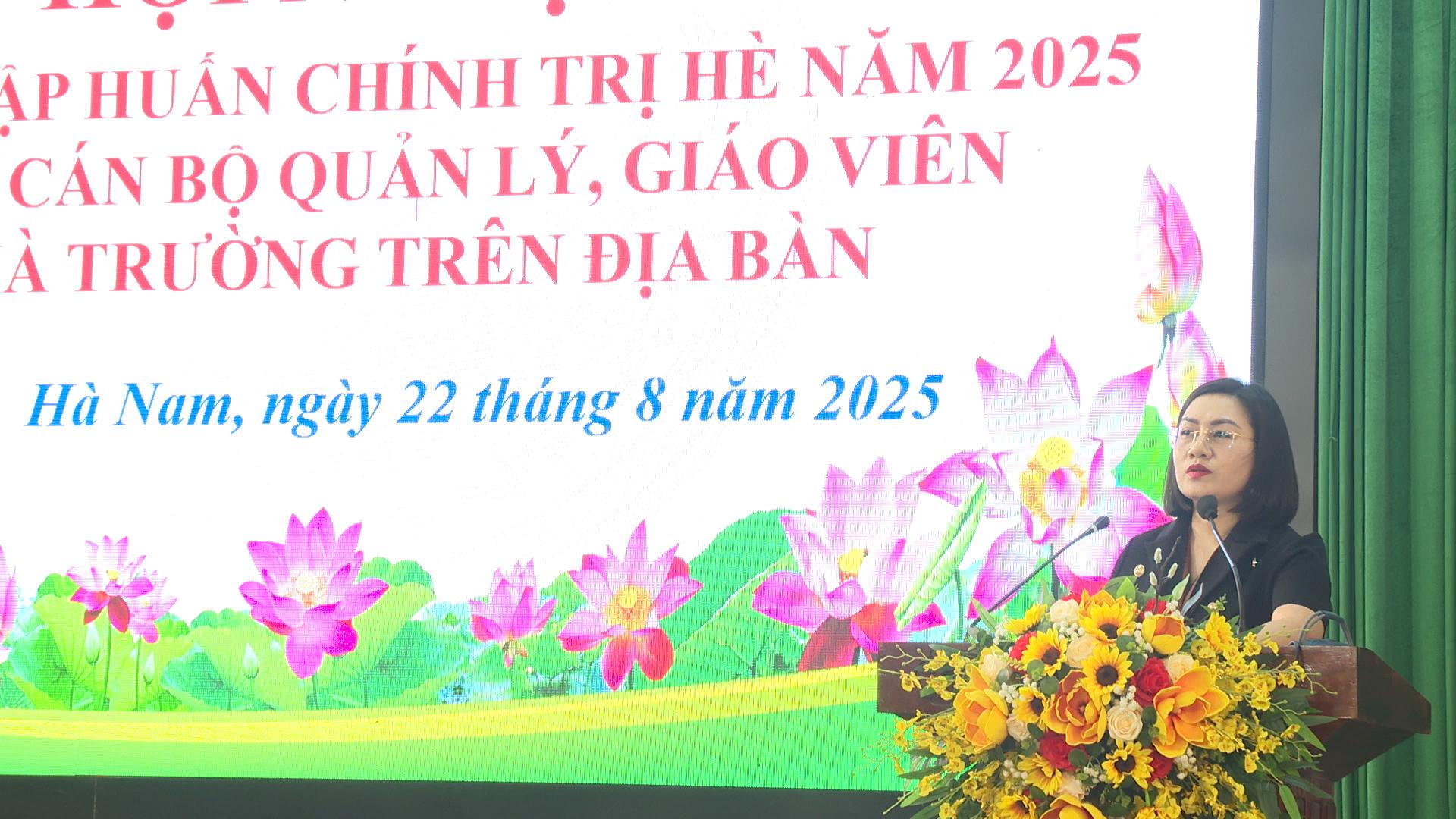 tin00-00-34-32still700-1.jpg