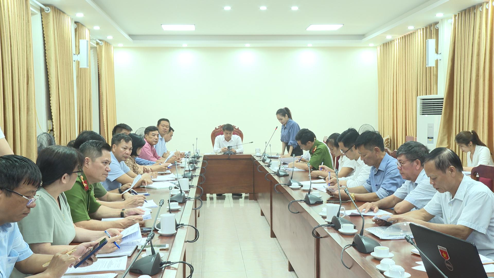 tin00-01-42-19still679-1.jpg
